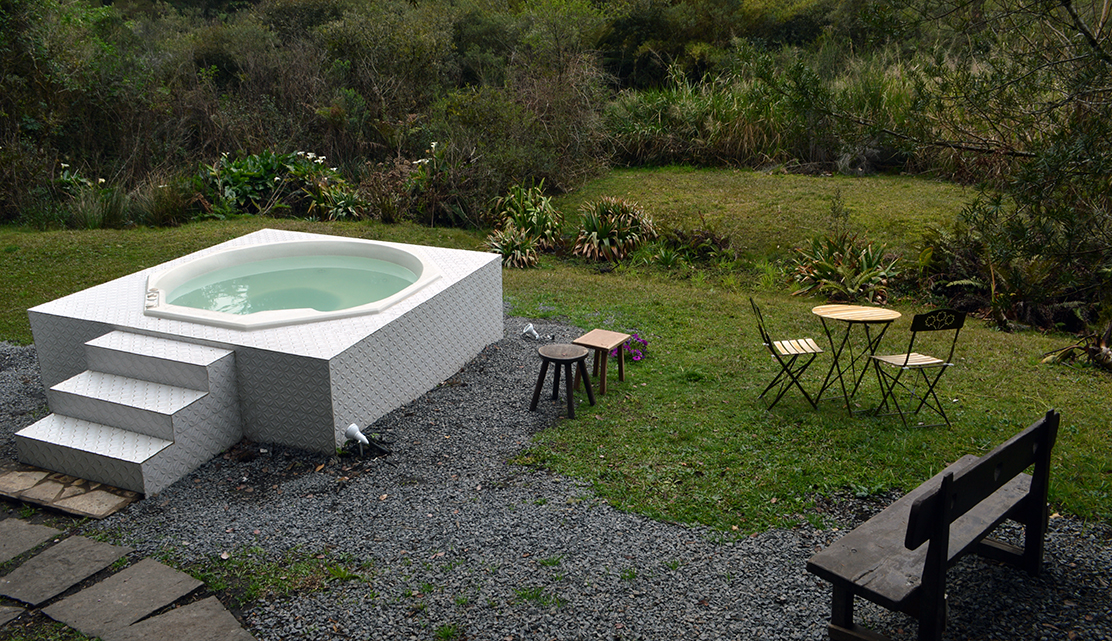 jacuzzi